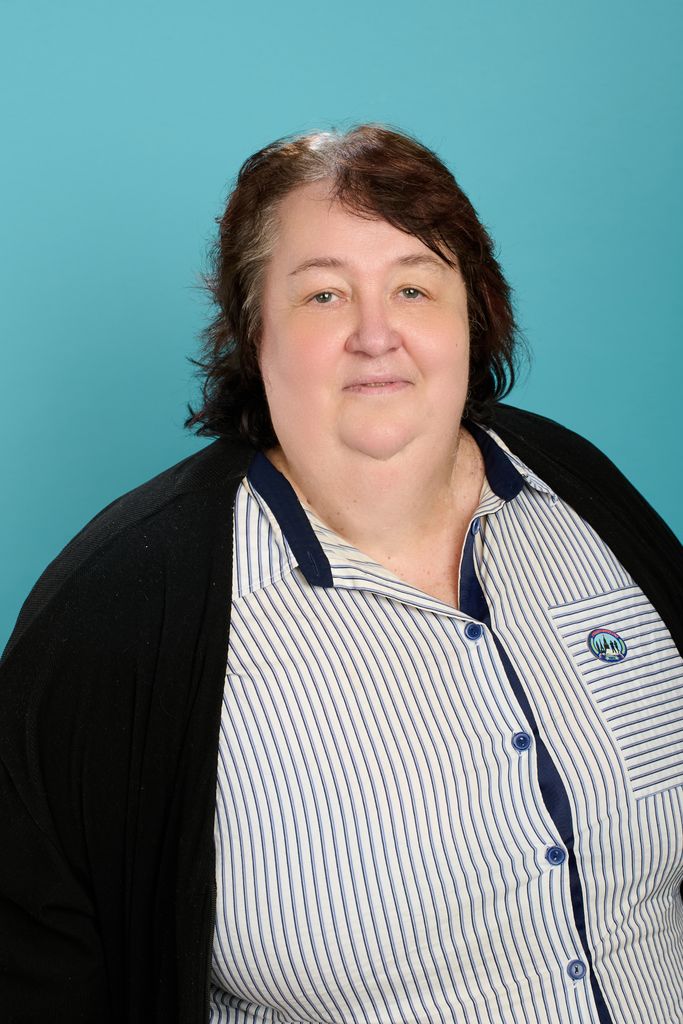 Гончарова Лариса Дмитриевна.