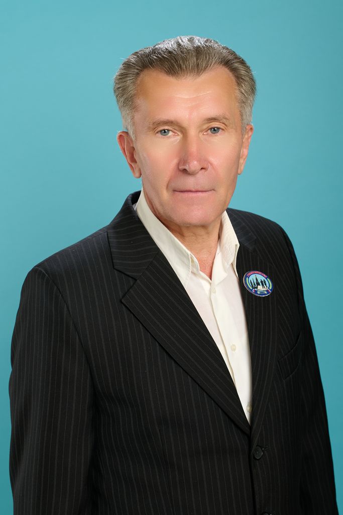 Кузьмицкий Леонид Евгеньевич.